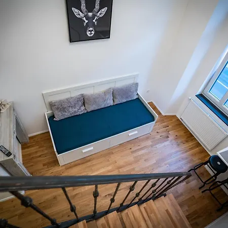Rhino Studios * לובליאנה